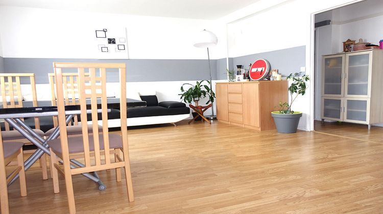 Ma-Cabane - Vente Appartement LES CLAYES-SOUS-BOIS, 68 m²