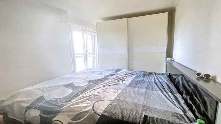 Ma-Cabane - Vente Appartement LES CLAYES SOUS BOIS, 63 m²