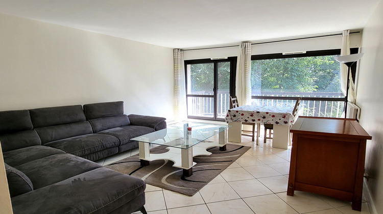 Ma-Cabane - Vente Appartement LES CLAYES-SOUS-BOIS, 63 m²