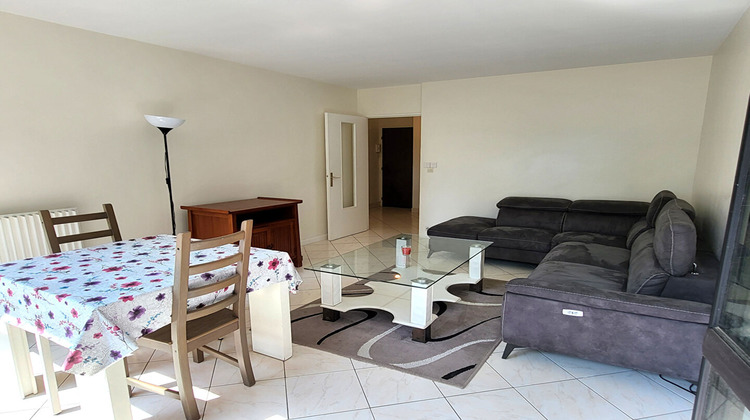 Ma-Cabane - Vente Appartement LES CLAYES-SOUS-BOIS, 63 m²