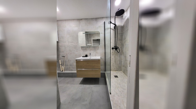 Ma-Cabane - Vente Appartement LES CLAYES-SOUS-BOIS, 63 m²