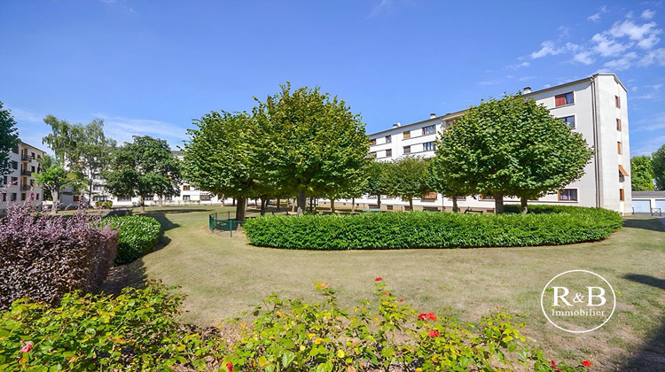 Ma-Cabane - Vente Appartement LES CLAYES-SOUS-BOIS, 67 m²