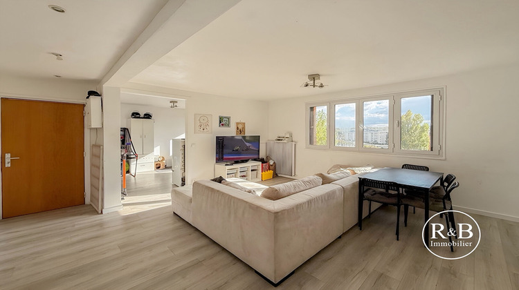 Ma-Cabane - Vente Appartement LES CLAYES-SOUS-BOIS, 67 m²