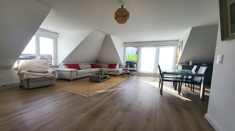 Ma-Cabane - Vente Appartement LES CLAYES-SOUS-BOIS, 81 m²