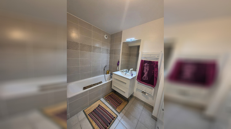 Ma-Cabane - Vente Appartement LES CLAYES-SOUS-BOIS, 81 m²