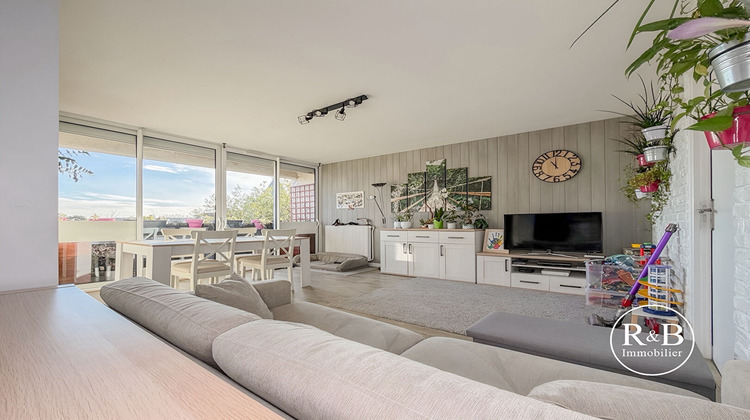 Ma-Cabane - Vente Appartement LES CLAYES-SOUS-BOIS, 71 m²