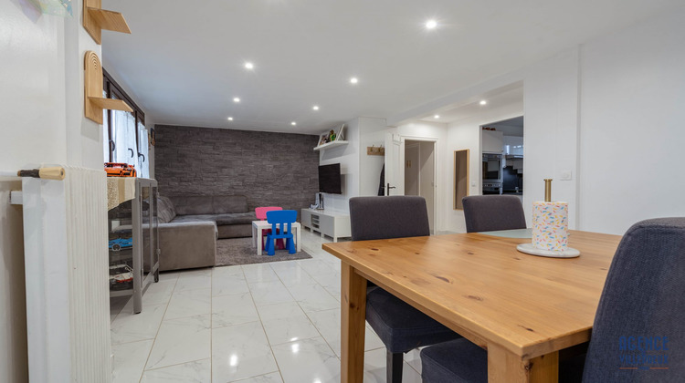 Ma-Cabane - Vente Appartement Les Clayes-sous-Bois, 66 m²