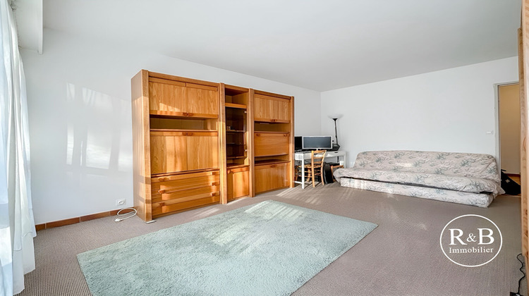 Ma-Cabane - Vente Appartement LES CLAYES-SOUS-BOIS, 64 m²