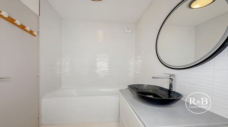 Ma-Cabane - Vente Appartement LES CLAYES-SOUS-BOIS, 64 m²