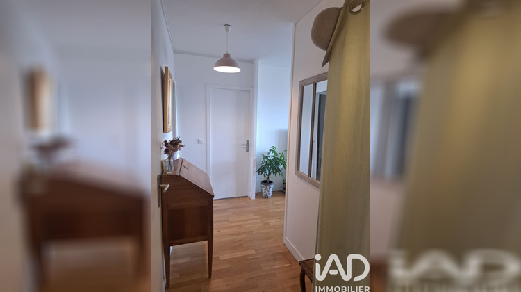 Ma-Cabane - Vente Appartement Les Clayes-sous-Bois, 59 m²
