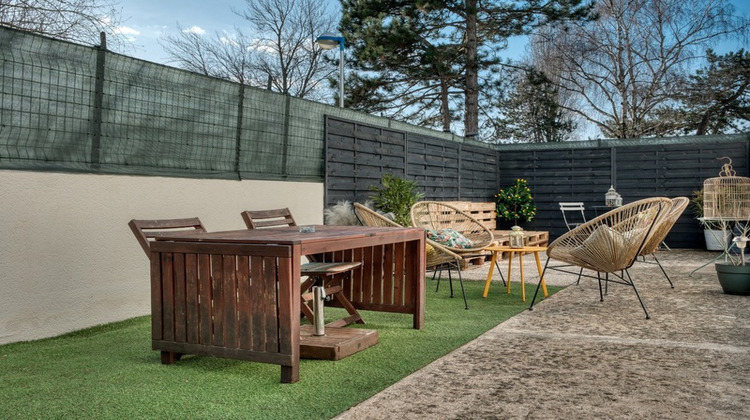 Ma-Cabane - Vente Appartement LES CLAYES SOUS BOIS, 81 m²