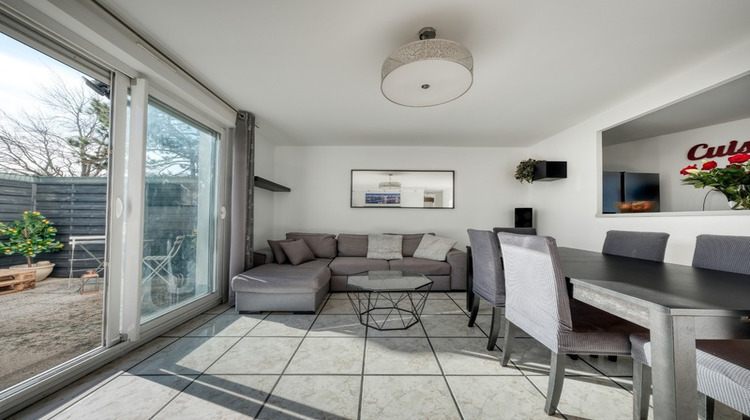 Ma-Cabane - Vente Appartement LES CLAYES SOUS BOIS, 81 m²