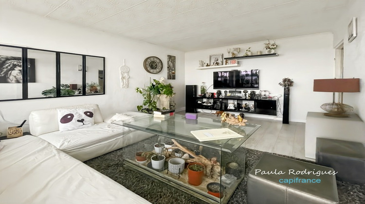 Ma-Cabane - Vente Appartement LES CLAYES SOUS BOIS, 74 m²