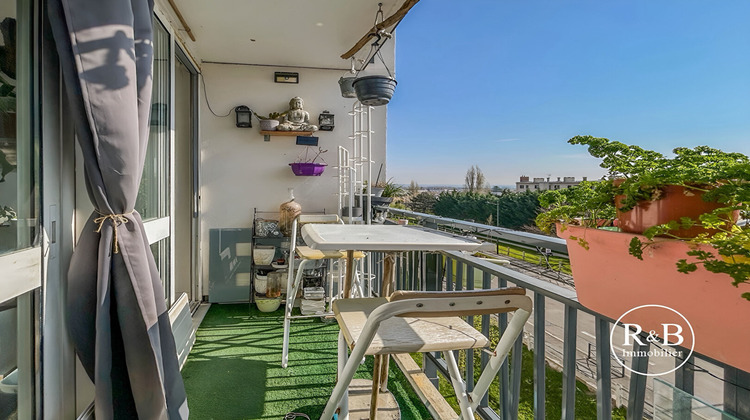 Ma-Cabane - Vente Appartement LES CLAYES-SOUS-BOIS, 74 m²