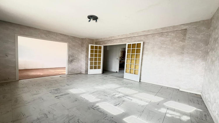 Ma-Cabane - Vente Appartement LES CLAYES SOUS BOIS, 67 m²