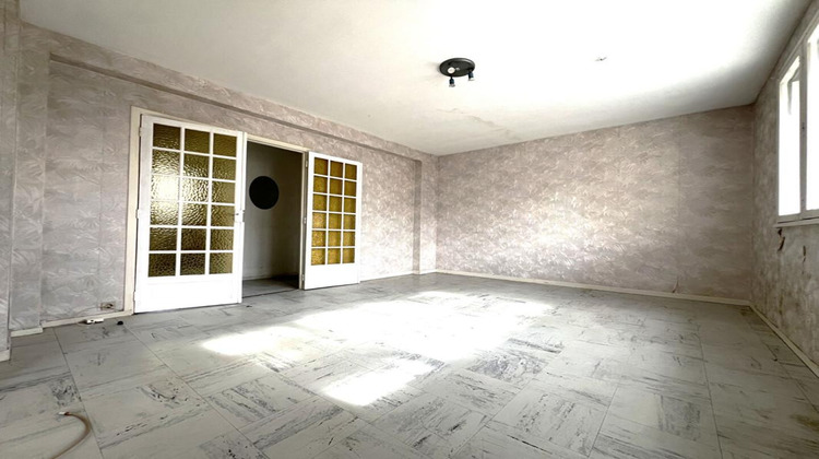 Ma-Cabane - Vente Appartement LES CLAYES SOUS BOIS, 67 m²