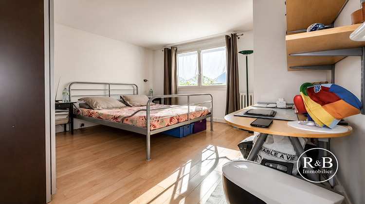 Ma-Cabane - Vente Appartement LES CLAYES-SOUS-BOIS, 68 m²
