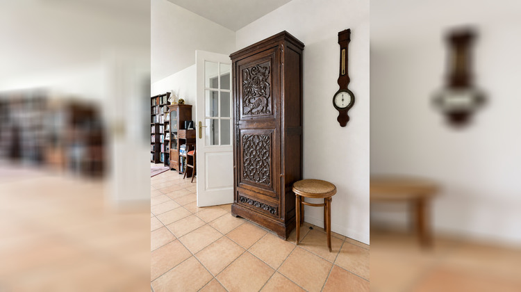 Ma-Cabane - Vente Appartement LES CLAYES-SOUS-BOIS, 112 m²