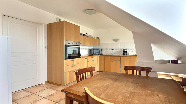 Ma-Cabane - Vente Appartement LES CLAYES-SOUS-BOIS, 112 m²