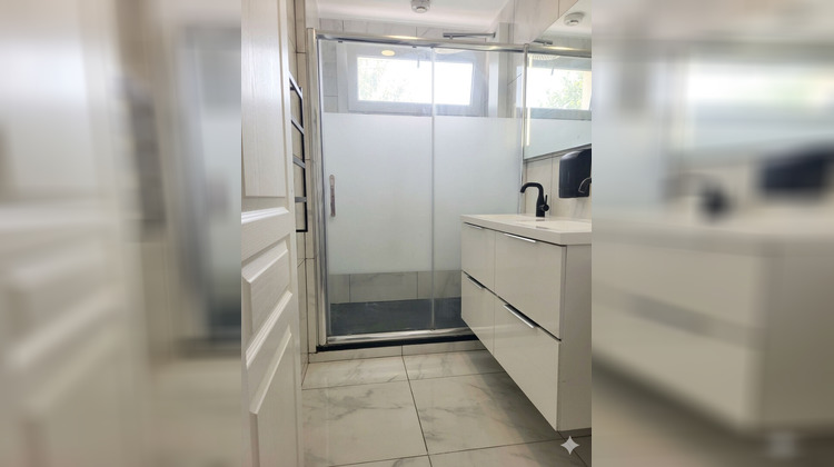 Ma-Cabane - Vente Appartement LES CLAYES-SOUS-BOIS, 60 m²