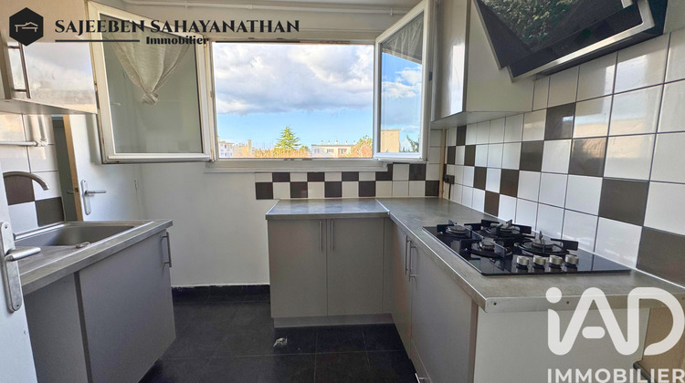 Ma-Cabane - Vente Appartement Les Clayes-sous-Bois, 63 m²