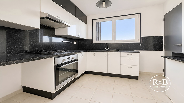 Ma-Cabane - Vente Appartement LES CLAYES-SOUS-BOIS, 57 m²