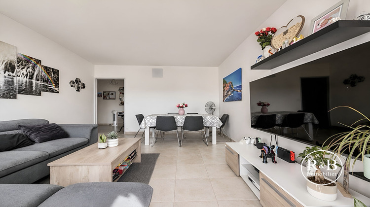 Ma-Cabane - Vente Appartement LES CLAYES-SOUS-BOIS, 64 m²