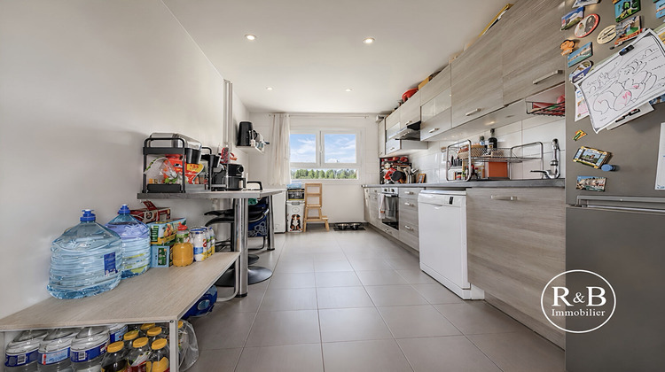Ma-Cabane - Vente Appartement LES CLAYES-SOUS-BOIS, 64 m²