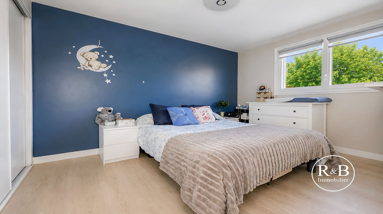 Ma-Cabane - Vente Appartement LES CLAYES-SOUS-BOIS, 68 m²