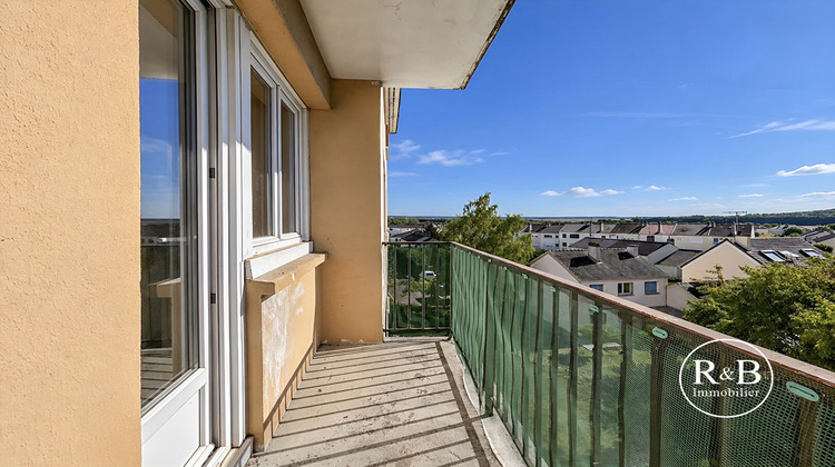 Ma-Cabane - Vente Appartement LES CLAYES-SOUS-BOIS, 63 m²