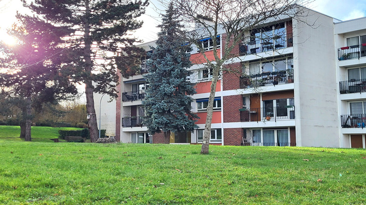 Ma-Cabane - Vente Appartement LES CLAYES-SOUS-BOIS, 80 m²