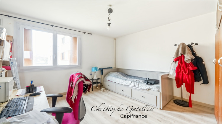 Ma-Cabane - Vente Appartement LES CLAYES SOUS BOIS, 57 m²