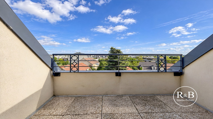Ma-Cabane - Vente Appartement LES CLAYES-SOUS-BOIS, 64 m²