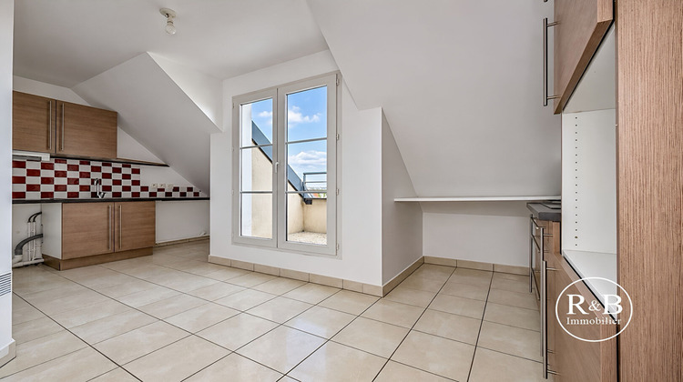 Ma-Cabane - Vente Appartement LES CLAYES-SOUS-BOIS, 64 m²