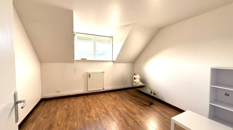 Ma-Cabane - Vente Appartement LES ECHELLES, 145 m²