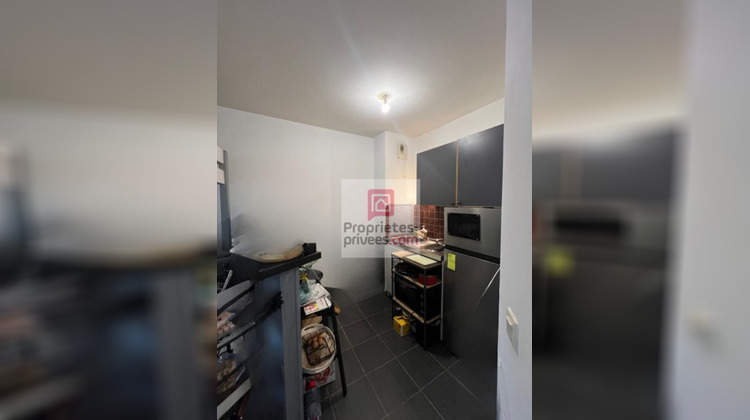 Ma-Cabane - Vente Appartement LES ESSARTS LE ROI, 28 m²