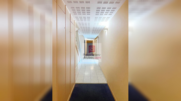 Ma-Cabane - Vente Appartement LES ESSARTS LE ROI, 28 m²