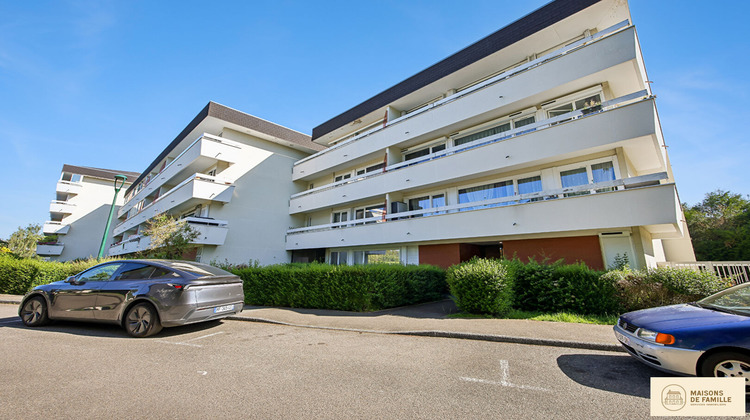 Ma-Cabane - Vente Appartement LES ESSARTS-LE-ROI, 63 m²