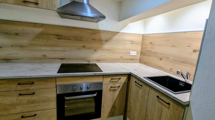 Ma-Cabane - Vente Appartement Les Hôpitaux-Neufs, 45 m²