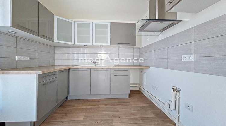 Ma-Cabane - Vente Appartement LES MUREAUX, 44 m²