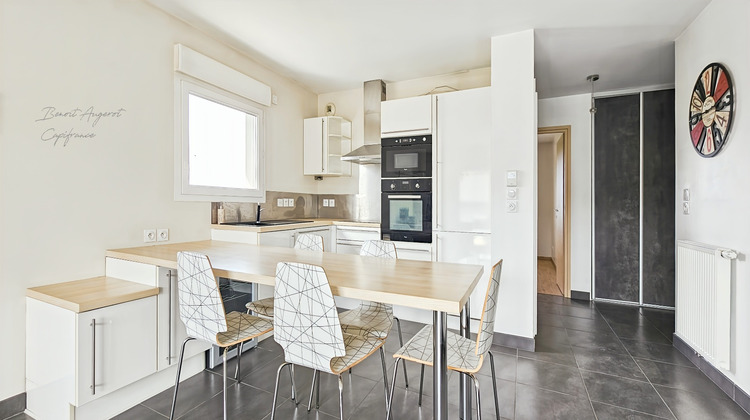Ma-Cabane - Vente Appartement LES OLLIERES, 67 m²