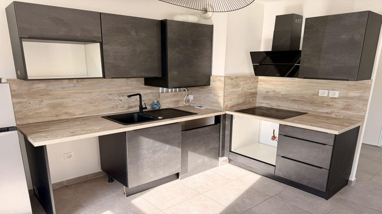 Ma-Cabane - Vente Appartement LES PENNES MIRABEAU, 69 m²