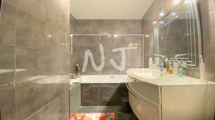 Ma-Cabane - Vente Appartement LES PONTS-DE-CE, 114 m²