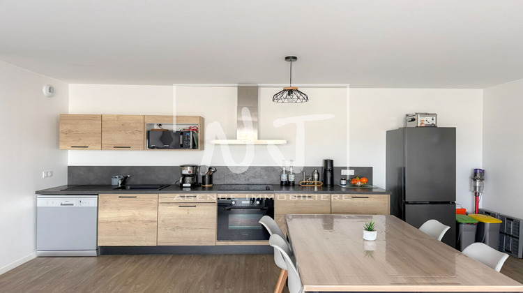 Ma-Cabane - Vente Appartement LES PONTS-DE-CE, 66 m²