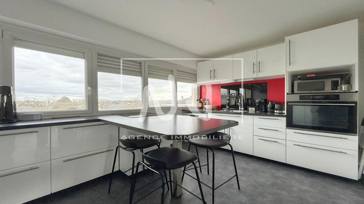 Ma-Cabane - Vente Appartement LES PONTS-DE-CE, 92 m²