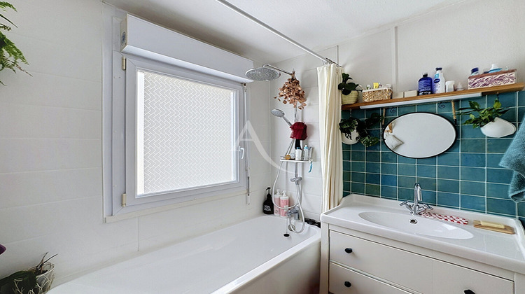 Ma-Cabane - Vente Appartement LES PONTS-DE-CE, 50 m²