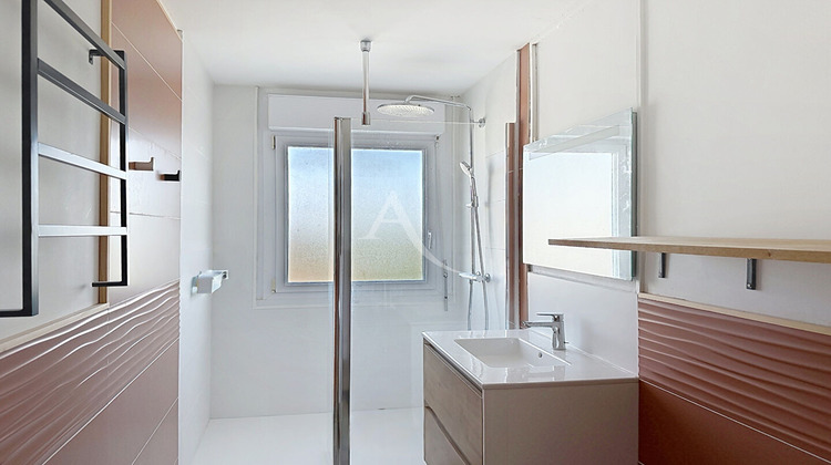 Ma-Cabane - Vente Appartement LES PONTS-DE-CE, 68 m²