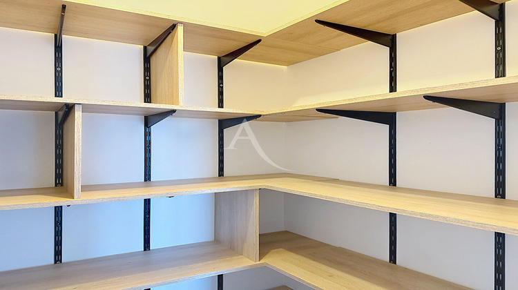 Ma-Cabane - Vente Appartement LES PONTS-DE-CE, 68 m²