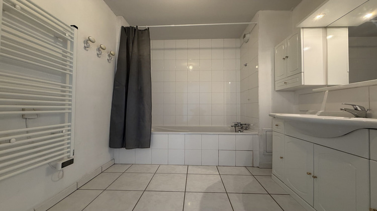 Ma-Cabane - Vente Appartement Les Roches-de-Condrieu, 69 m²