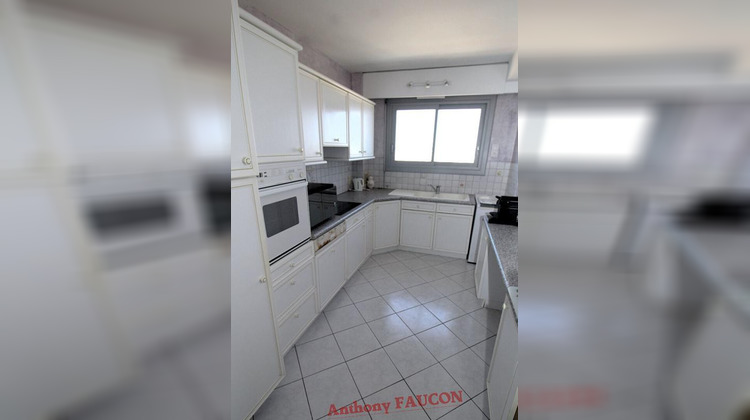 Ma-Cabane - Vente Appartement LES SABLES D OLONNE, 71 m²